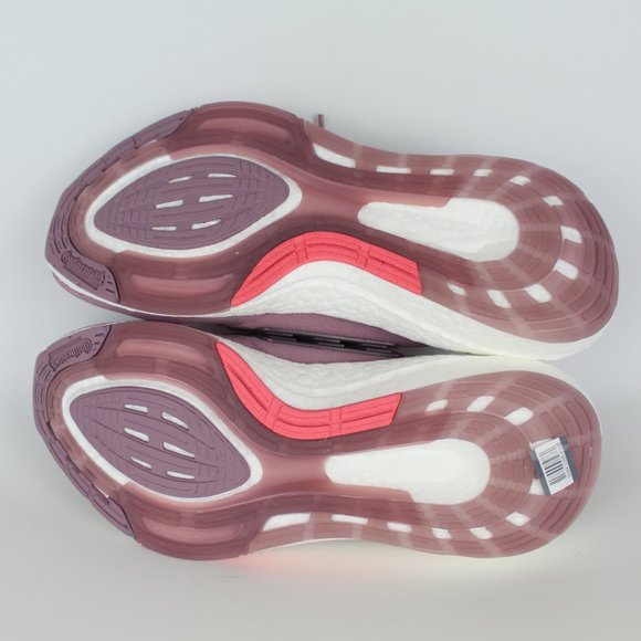 New Adidas Ultraboost 22 Running Sneaker - Picture 12 of 12